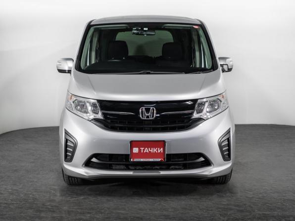 Honda Stepwgn V с пробегом 2017 года, цена 1 950 000 рублей, 48460 км, минивэн, Автокод Объявления
