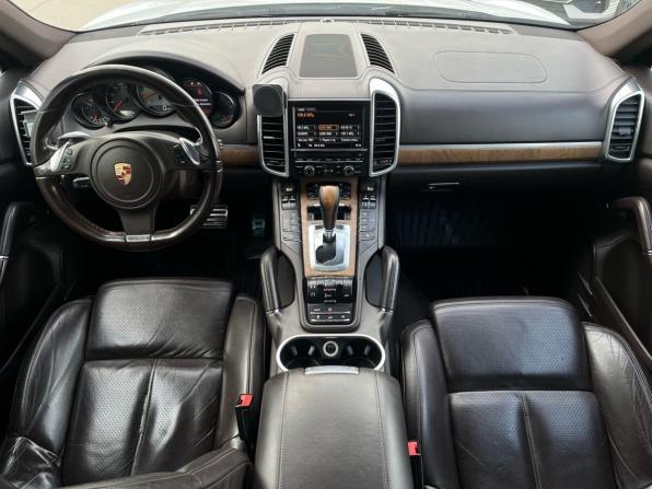 Porsche Cayenne II (958) с пробегом 2012 года, цена 1 710 000 рублей, 247257 км, внедорожник, Автокод Объявления
