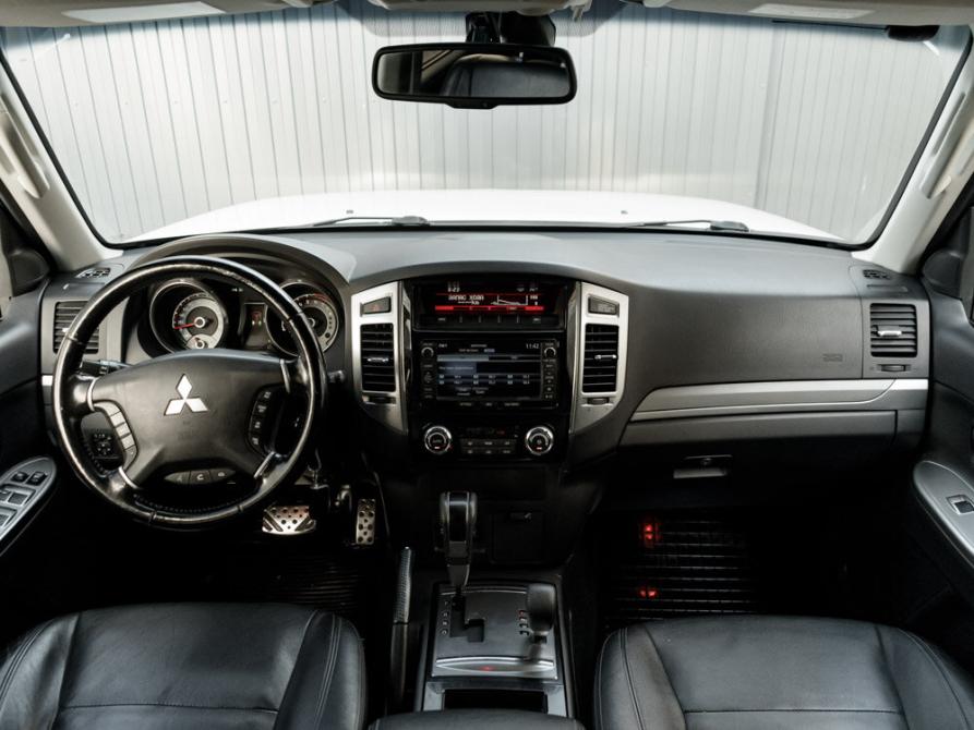 Mitsubishi Pajero IV Рестайлинг 2 Екатеринбург  - изображение 12