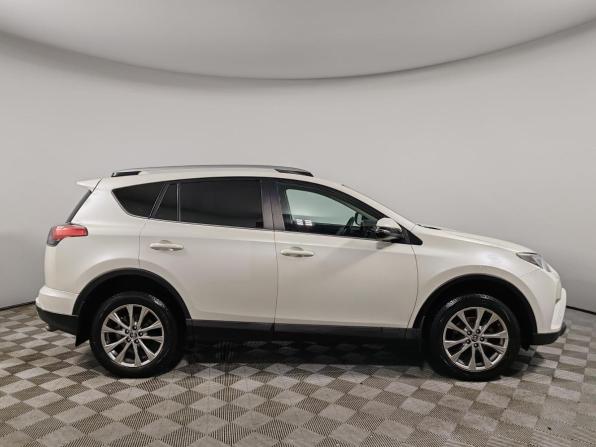 Toyota RAV4 IV (XA40) Рестайлинг с пробегом 2018 года, цена 2 125 000 рублей, 205780 км, внедорожник, Автокод Объявления