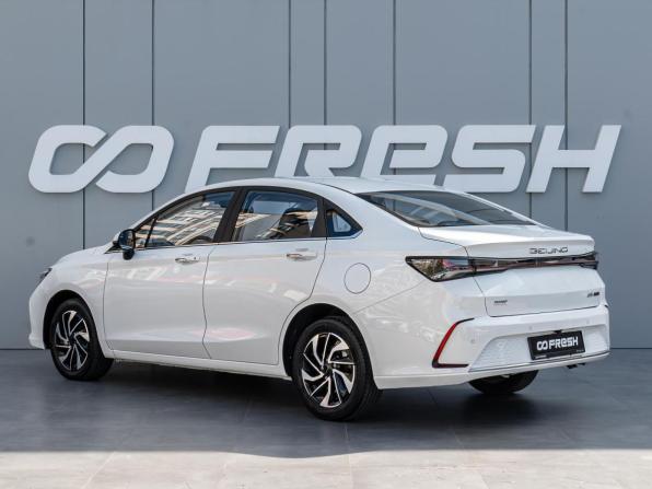 BAIC U5 Plus с пробегом 2023 года, цена 1 220 000 рублей, 81241 км, седан, Автокод Объявления