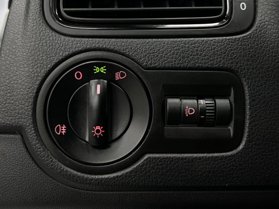 Volkswagen Polo V Рестайлинг Казань  - изображение 9