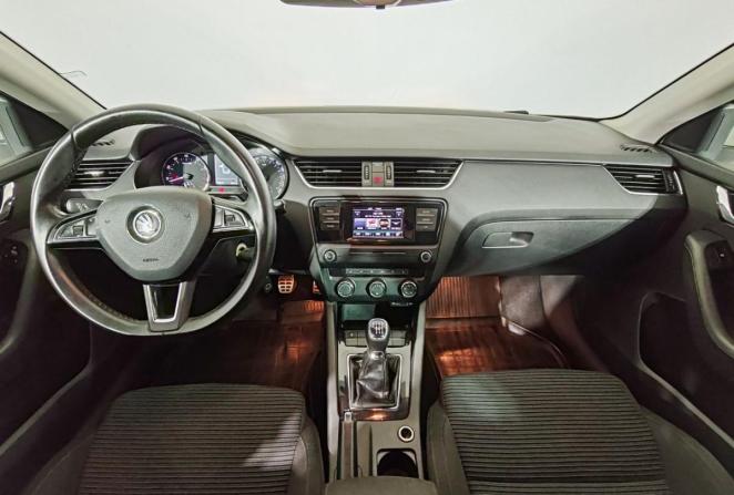 Skoda Octavia III (A7) с пробегом 2015 года, цена 1 320 000 рублей, 140213 км, лифтбек, Автокод Объявления