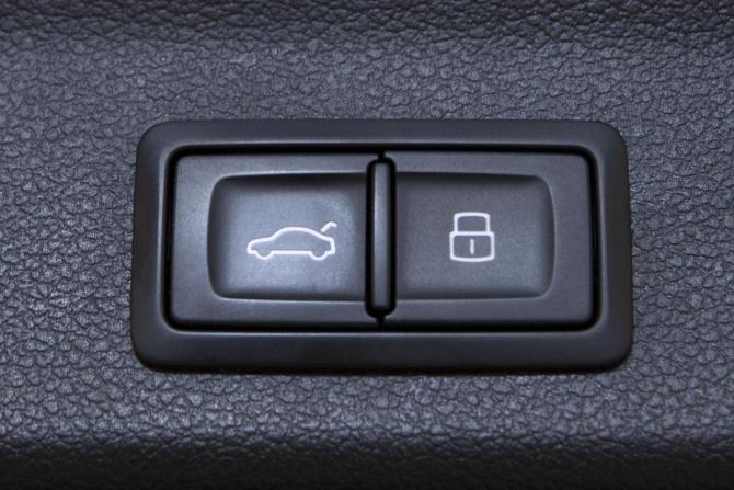 Audi Q3 II (F3) с пробегом 2021 года, цена 3 300 000 рублей, 66000 км, внедорожник, Автокод Объявления