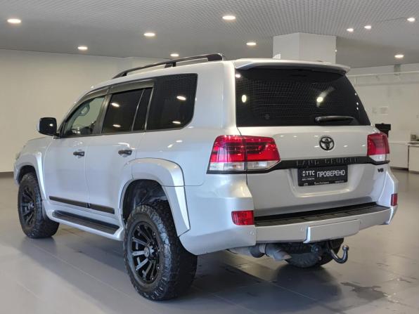 Toyota Land Cruiser 200 Series Рестайлинг 2 с пробегом 2016 года, цена 4 730 000 рублей, 334003 км, внедорожник, Автокод Объявления