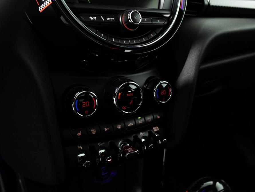 Mini Hatch III (F55/F56) Рестайлинг Санкт-Петербург  - изображение 17