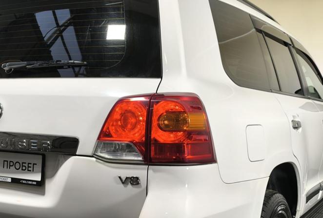 Toyota Land Cruiser 200 Series Рестайлинг 1 с пробегом 2013 года, цена 3 450 000 рублей, 295592 км, внедорожник, Автокод Объявления