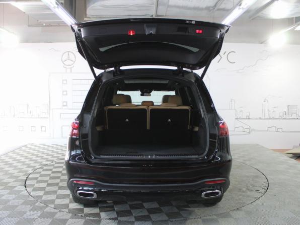 Mercedes-Benz GLS II (X167) Рестайлинг с пробегом 2023 года, цена 14 580 000 рублей, 30529 км, внедорожник, Автокод Объявления