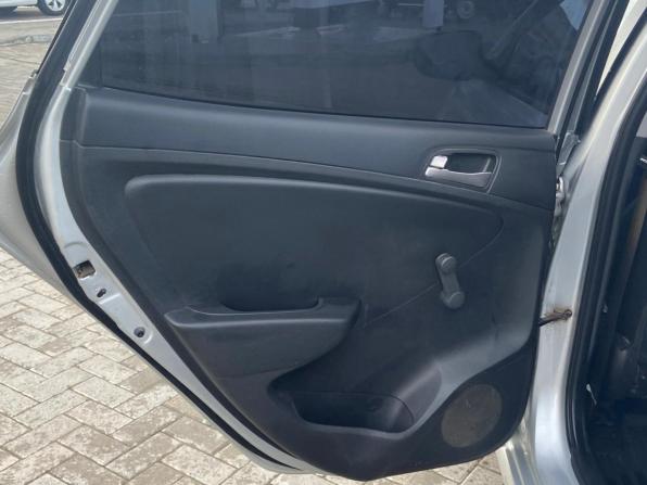 Hyundai Solaris I Рестайлинг с пробегом 2014 года, цена 850 000 рублей, 157222 км, седан, Автокод Объявления