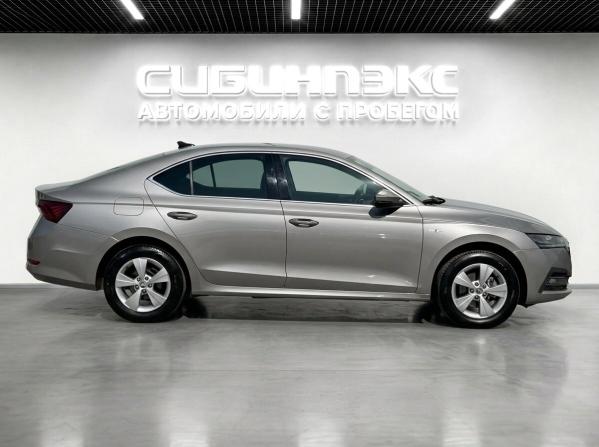 Skoda Octavia IV (A8) с пробегом 2021 года, цена 2 299 000 рублей, 83000 км, лифтбек, Автокод Объявления