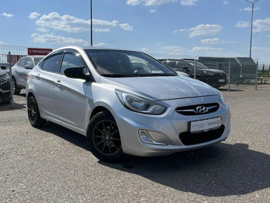 Hyundai Solaris I Буинск  - изображение 1