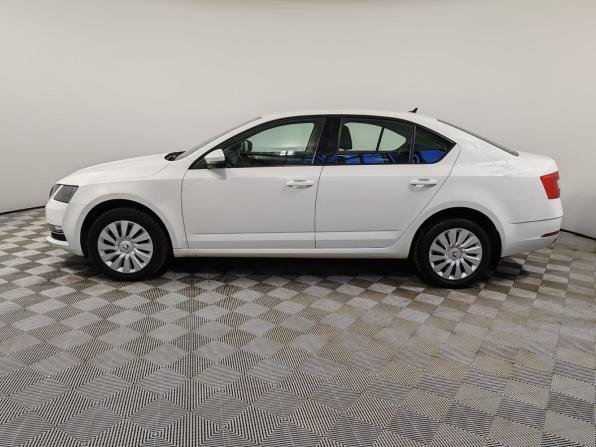 Skoda Octavia III (A7) Рестайлинг с пробегом 2020 года, цена 1 745 000 рублей, 122103 км, лифтбек, Автокод Объявления