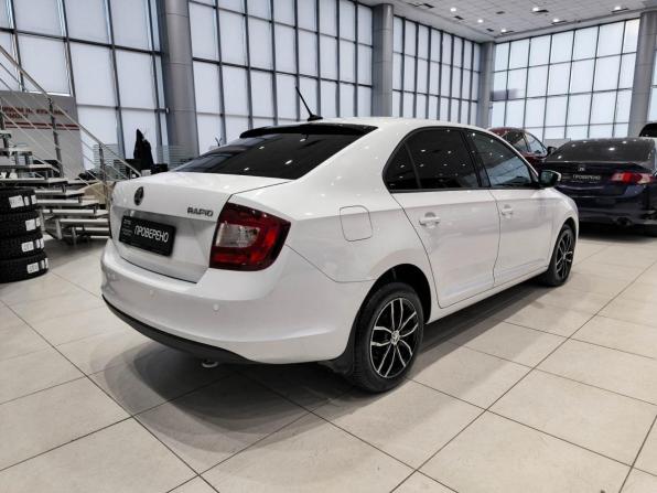 Skoda Rapid I с пробегом 2017 года, цена 850 000 рублей, 203346 км, лифтбек, Автокод Объявления