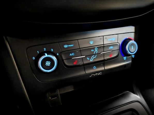 Ford Focus III Рестайлинг с пробегом 2017 года, цена 1 315 000 рублей, 35958 км, хэтчбек, Автокод Объявления