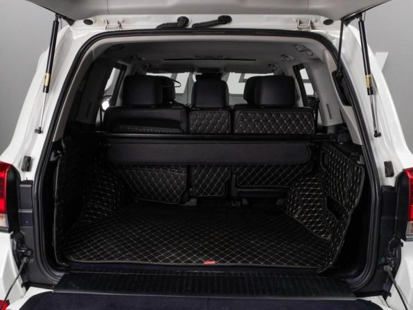 Toyota Land Cruiser 200 Series Рестайлинг 2 с пробегом 2016 года, цена 6 399 000 рублей, 275453 км, внедорожник, Автокод Объявления