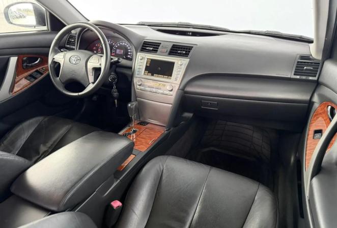 Toyota Camry VI (XV40) Рестайлинг с пробегом 2011 года, цена 1 330 000 рублей, 246597 км, седан, Автокод Объявления