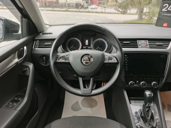 Skoda Octavia III (A7) Рестайлинг с пробегом 2018 года, цена 1 690 000 рублей, 169825 км, лифтбек, Автокод Объявления