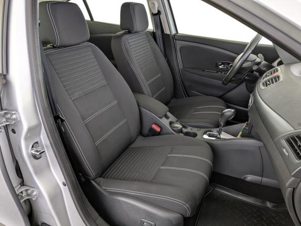 Renault Fluence I Рестайлинг с пробегом 2015 года, цена 1 200 000 рублей, 55743 км, седан, Автокод Объявления