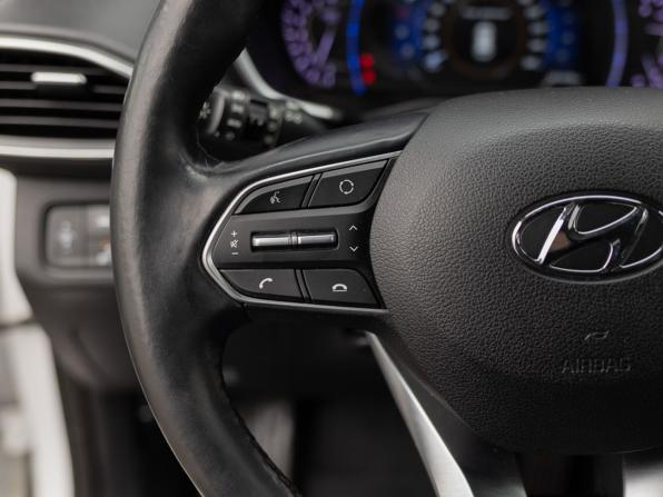 Hyundai Santa Fe IV с пробегом 2020 года, цена 3 100 000 рублей, 141045 км, внедорожник, Автокод Объявления