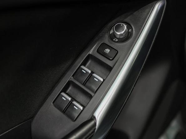 Mazda 6 III (GJ) Рестайлинг с пробегом 2015 года, цена 1 599 000 рублей, 224468 км, седан, Автокод Объявления