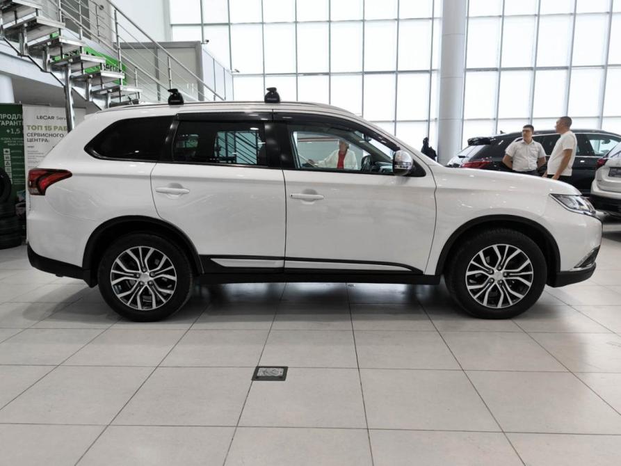 Mitsubishi Outlander III Рестайлинг 2 Казань  - изображение 5