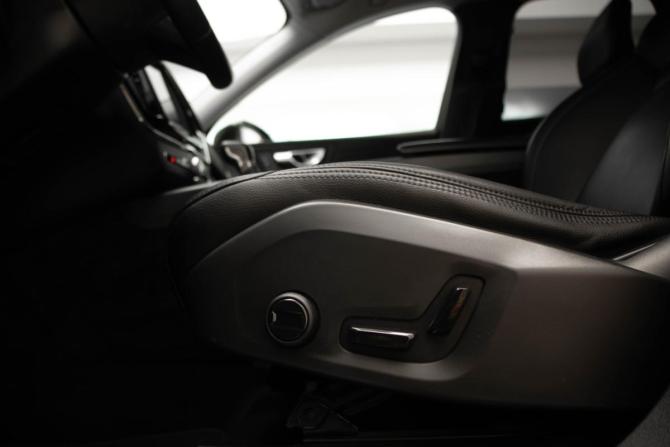 Volvo XC60 II с пробегом 2019 года, цена 3 032 000 рублей, 107000 км, внедорожник, Автокод Объявления