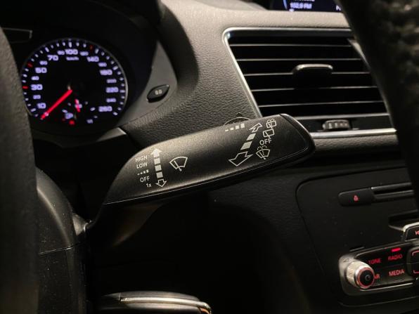 Audi Q3 I (8U) Рестайлинг с пробегом 2015 года, цена 2 100 000 рублей, 157746 км, внедорожник, Автокод Объявления