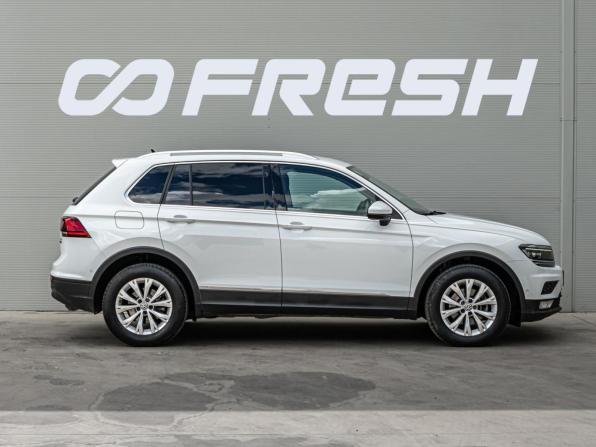 Volkswagen Tiguan II с пробегом 2017 года, цена 2 610 000 рублей, 93942 км, внедорожник, Автокод Объявления