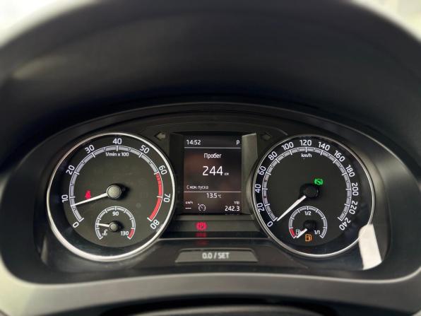 Skoda Rapid I Рестайлинг с пробегом 2019 года, цена 1 500 000 рублей, 71300 км, лифтбек, Автокод Объявления