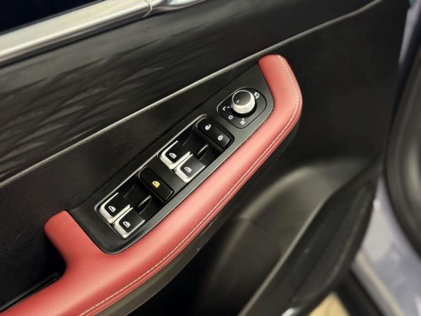 Geely Coolray I Рестайлинг с пробегом 2024 года, цена 2 250 000 рублей, 32668 км, внедорожник, Автокод Объявления