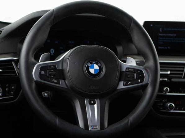 BMW 5 серии VII (G30/G31/G38) с пробегом 2019 года, цена 3 099 055 рублей, 262865 км, седан, Автокод Объявления