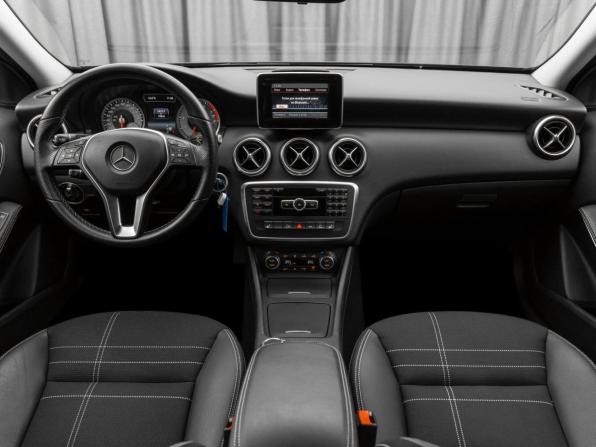 Mercedes-Benz A-Класс III (W176) с пробегом 2013 года, цена 1 680 000 рублей, 74840 км, хэтчбек, Автокод Объявления