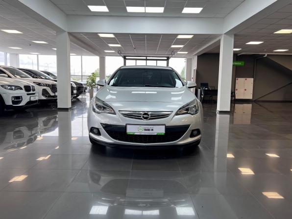 Opel Astra J Рестайлинг с пробегом 2012 года, цена 995 000 рублей, 157745 км, хэтчбек, Автокод Объявления