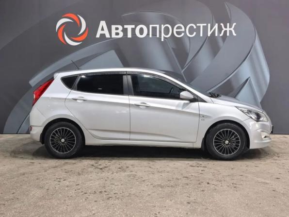 Hyundai Solaris I Рестайлинг с пробегом 2015 года, цена 999 000 рублей, 147216 км, хэтчбек, Автокод Объявления