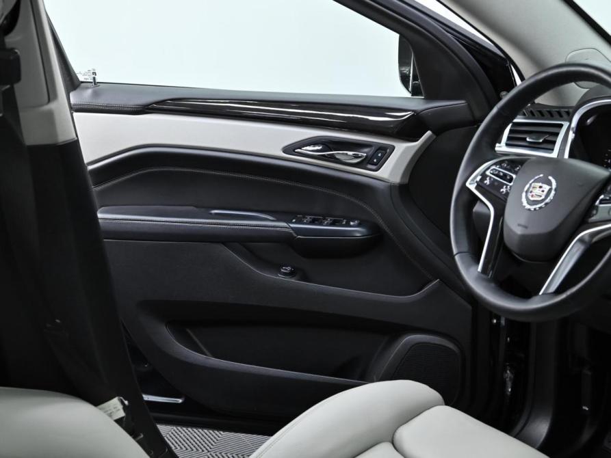 Cadillac SRX II Рестайлинг Москва  - изображение 11
