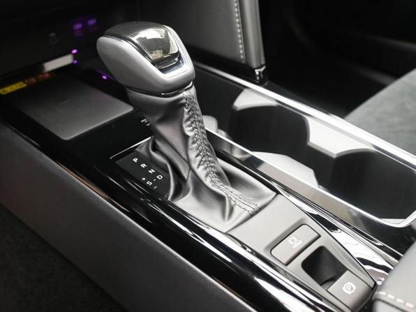 Toyota Camry IX (XV80) China Market с пробегом 2025 года, цена 4 740 900 рублей, 162 км, седан, Автокод Объявления