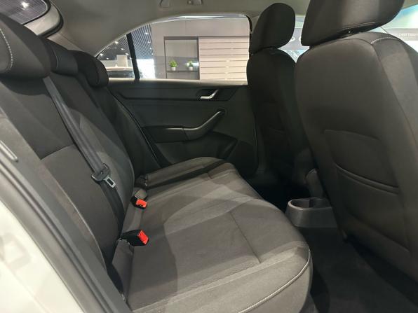 Skoda Rapid I с пробегом 2014 года, цена 878 900 рублей, 143682 км, лифтбек, Автокод Объявления