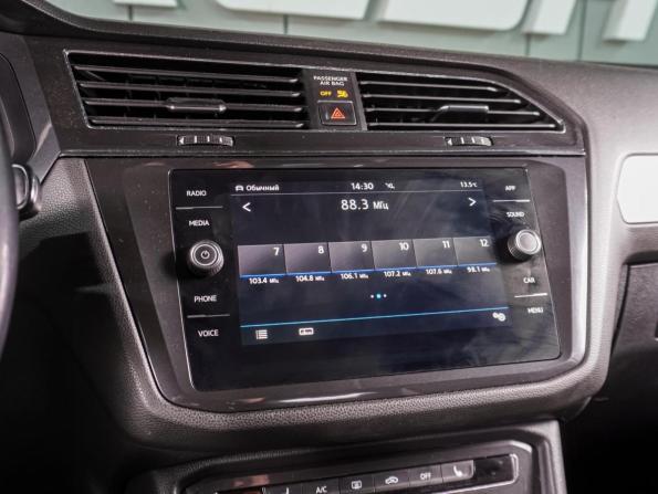 Volkswagen Tiguan II с пробегом 2017 года, цена 1 960 000 рублей, 108390 км, внедорожник, Автокод Объявления
