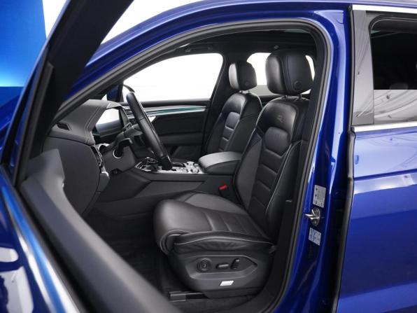 Volkswagen Touareg III с пробегом 2023 года, цена 8 149 077 рублей, 65123 км, внедорожник, Автокод Объявления