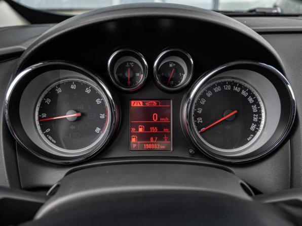 Opel Astra J Рестайлинг с пробегом 2013 года, цена 795 000 рублей, 198883 км, хэтчбек, Автокод Объявления