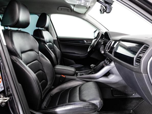 Skoda Kodiaq I с пробегом 2017 года, цена 1 799 000 рублей, 303654 км, внедорожник, Автокод Объявления