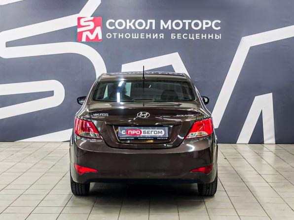Hyundai Solaris I Рестайлинг с пробегом 2015 года, цена 799 900 рублей, 150000 км, седан, Автокод Объявления