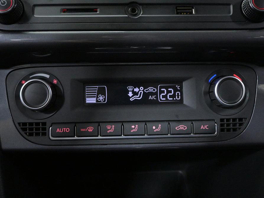Volkswagen Polo V Рестайлинг Москва  - изображение 13