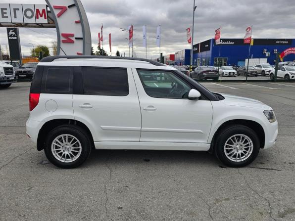 Skoda Yeti I Рестайлинг с пробегом 2015 года, цена 1 149 995 рублей, 136000 км, внедорожник, Автокод Объявления