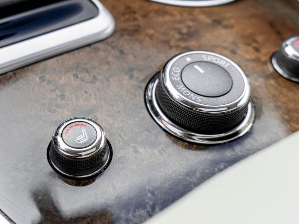 Infiniti QX60 I Рестайлинг с пробегом 2019 года, цена 2 147 000 рублей, 210978 км, внедорожник, Автокод Объявления