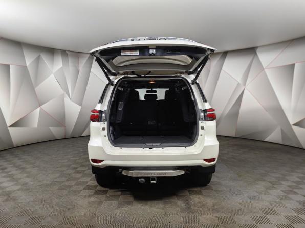 Toyota Fortuner II Рестайлинг с пробегом 2021 года, цена 4 930 000 рублей, 68015 км, внедорожник, Автокод Объявления