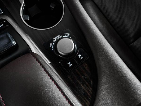 Lexus RX IV с пробегом 2016 года, цена 3 190 000 рублей, 192725 км, внедорожник, Автокод Объявления