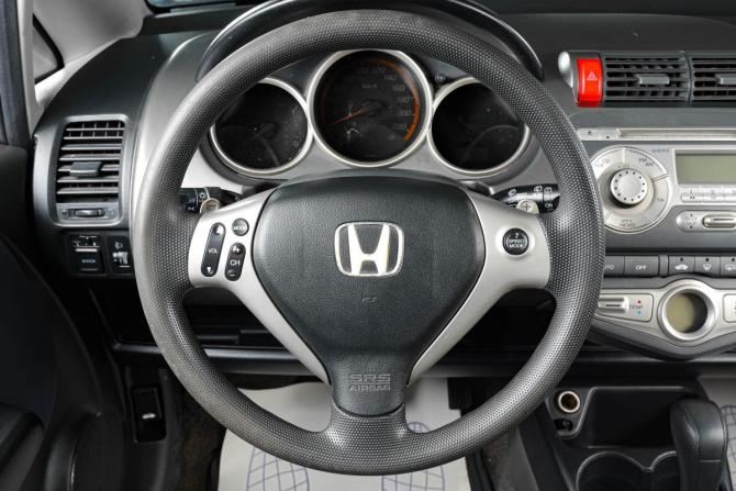 Honda Jazz I Рестайлинг с пробегом 2007 года, цена 749 000 рублей, 168000 км, хэтчбек, Автокод Объявления