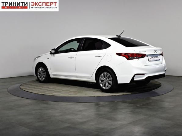 Hyundai Solaris II с пробегом 2019 года, цена 997 000 рублей, 223933 км, седан, Автокод Объявления