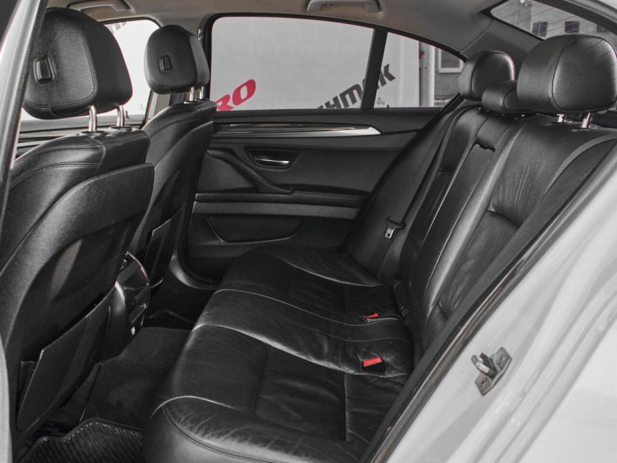 BMW 5 серии VI (F10/F11/F07) Рестайлинг Екатеринбург  - изображение 25